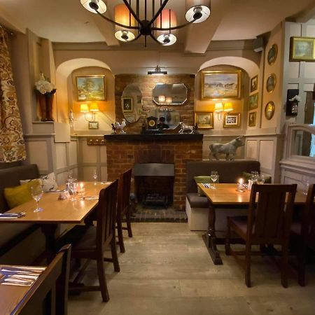 The Bull Hotel Stony Stratford Extérieur photo