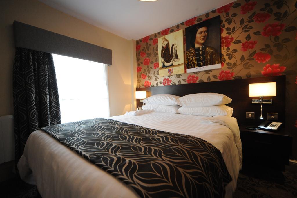 The Bull Hotel Stony Stratford Chambre photo