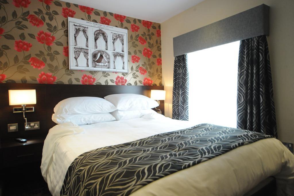 The Bull Hotel Stony Stratford Chambre photo