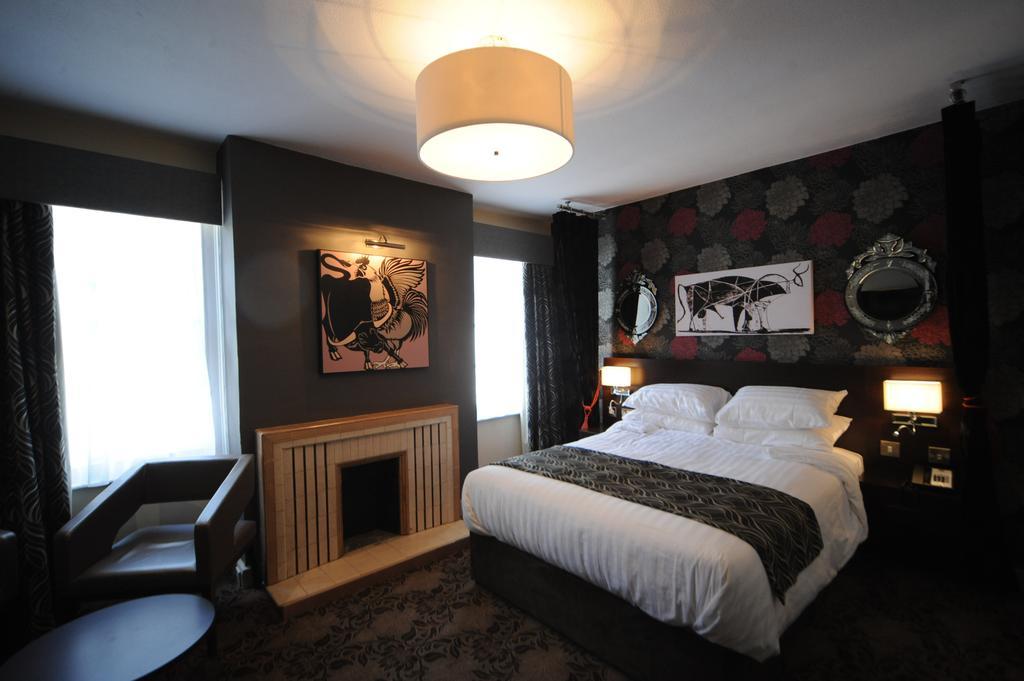 The Bull Hotel Stony Stratford Extérieur photo