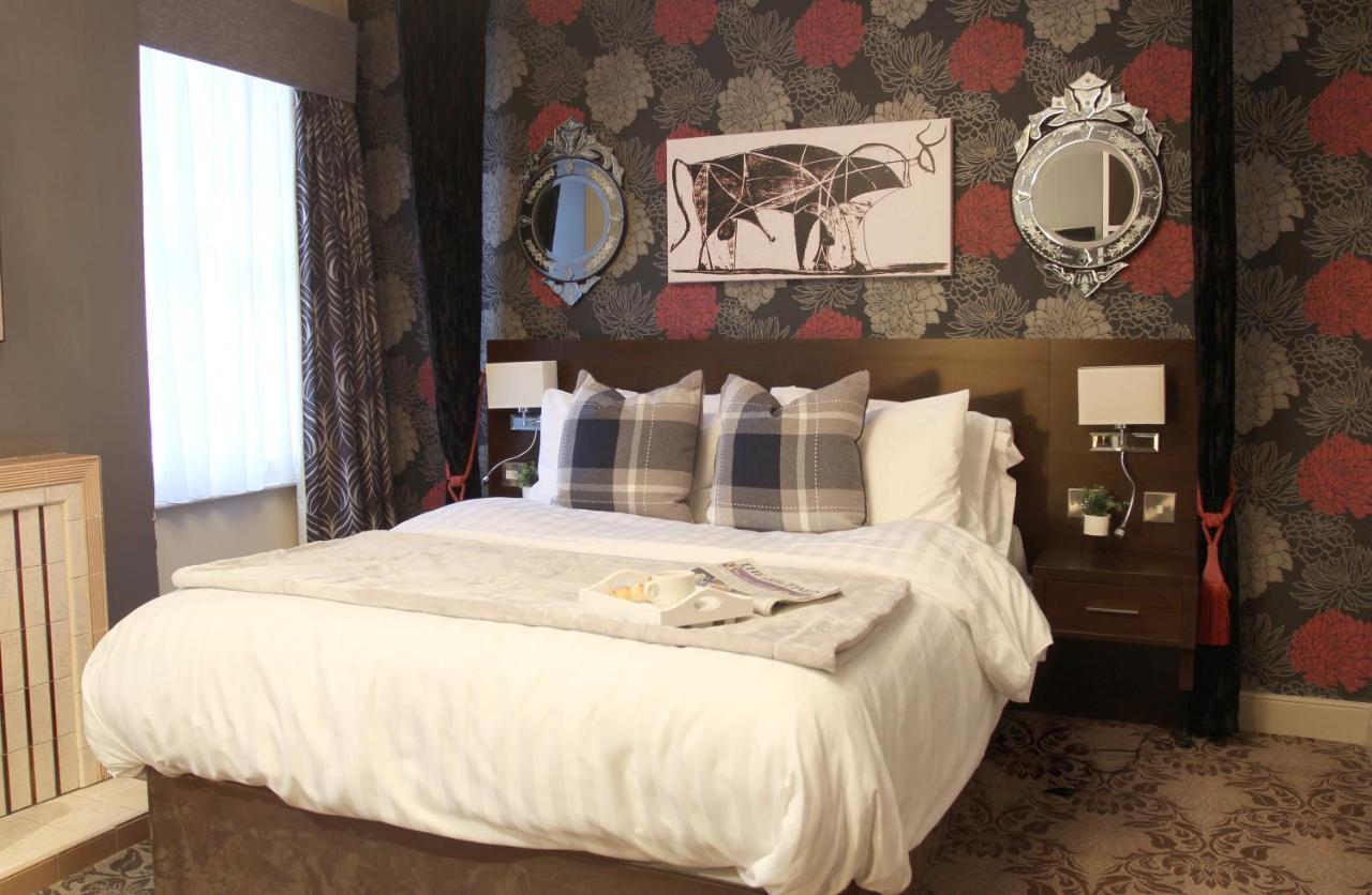 The Bull Hotel Stony Stratford Extérieur photo
